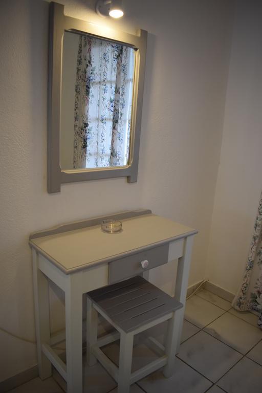 Gorgona & Apartment Ipsos
