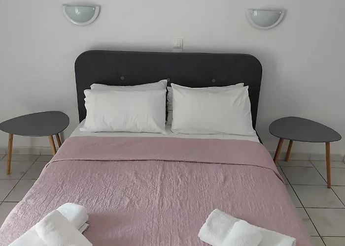 Gorgona Apartments & Studios