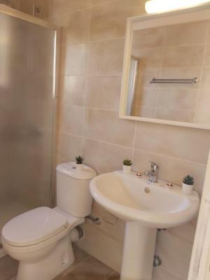 Gorgona Apartments&studios Ypsos